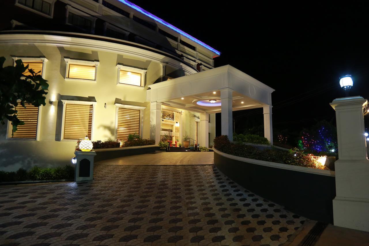 Hotel Bonanza Alappuzha Eksteriør bilde